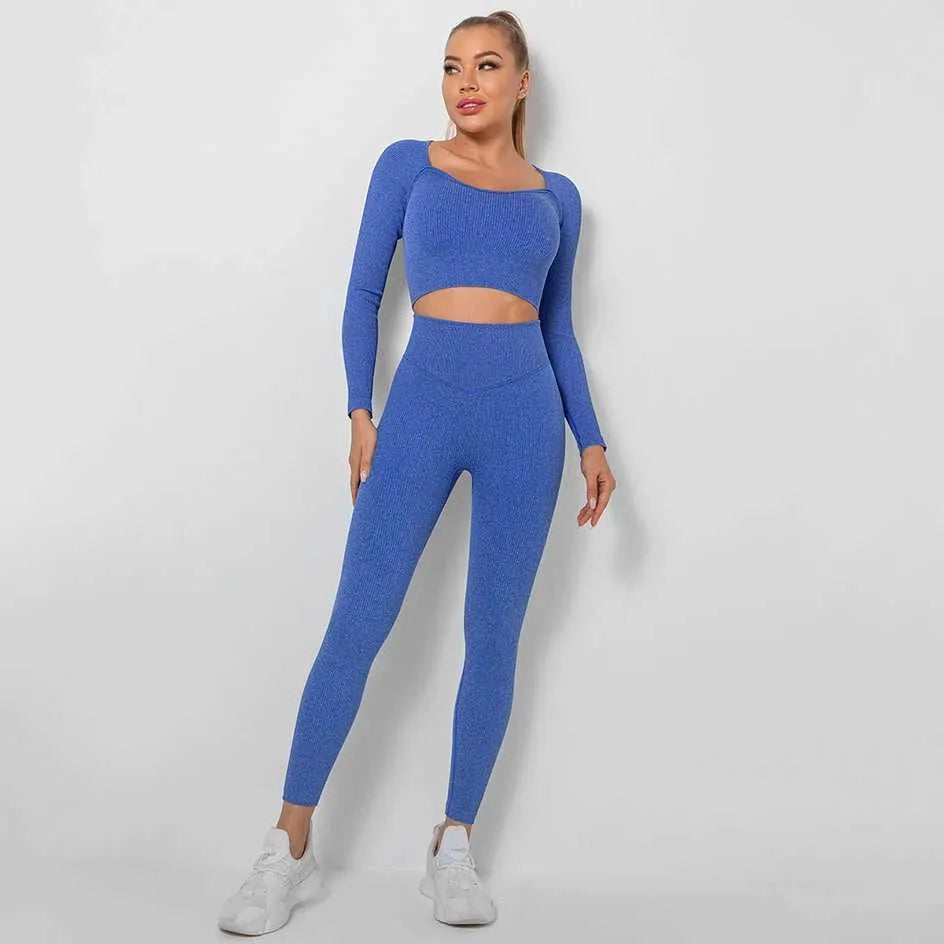 Sportowy komplet top i legginsy - Pernille