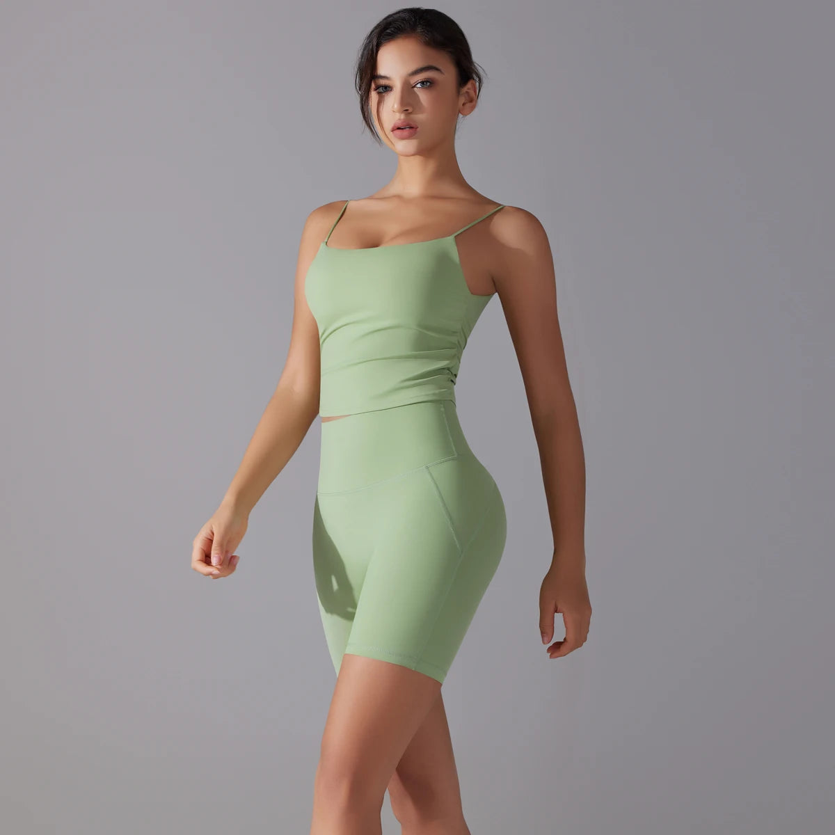 Gładki komplet sportowy - Pernille