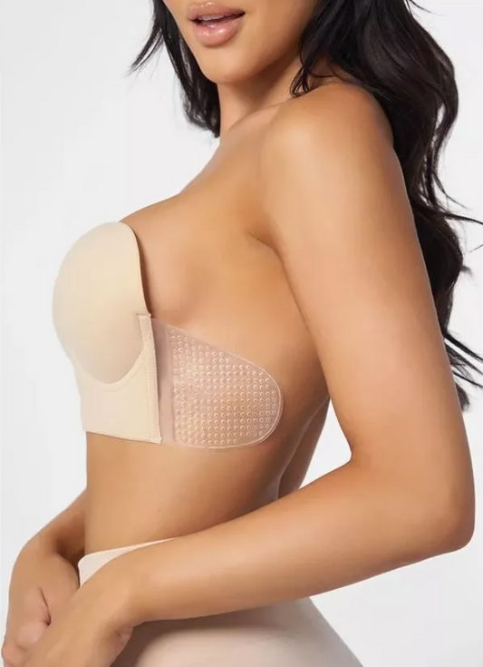 Samoprzylepny biustonosz bez ramiączek - Pernille