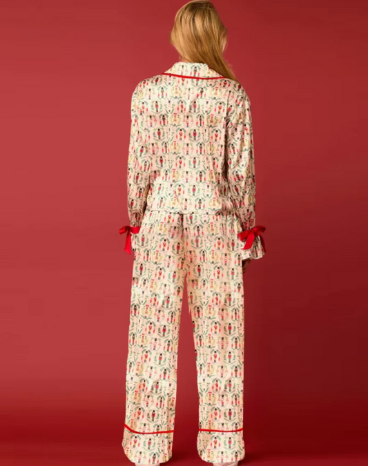 Długa Piżama Świąteczna z Motywem Dziadków do Orzechów - Pernille