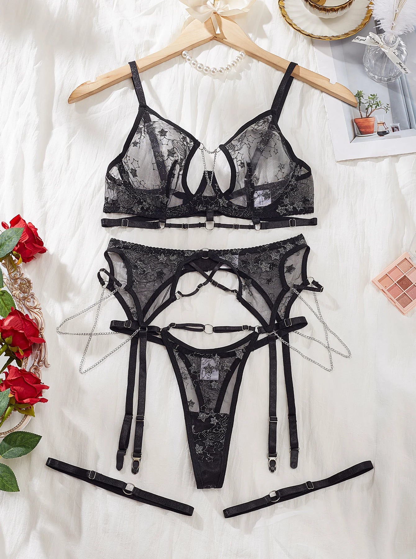 2024 Summer Hot Sale Bra and Thong Sets Intricate Craft Full Star Embroidery Erotic Lingerie Hollow Chain 4-Piece Sexy Underwear - Pernille