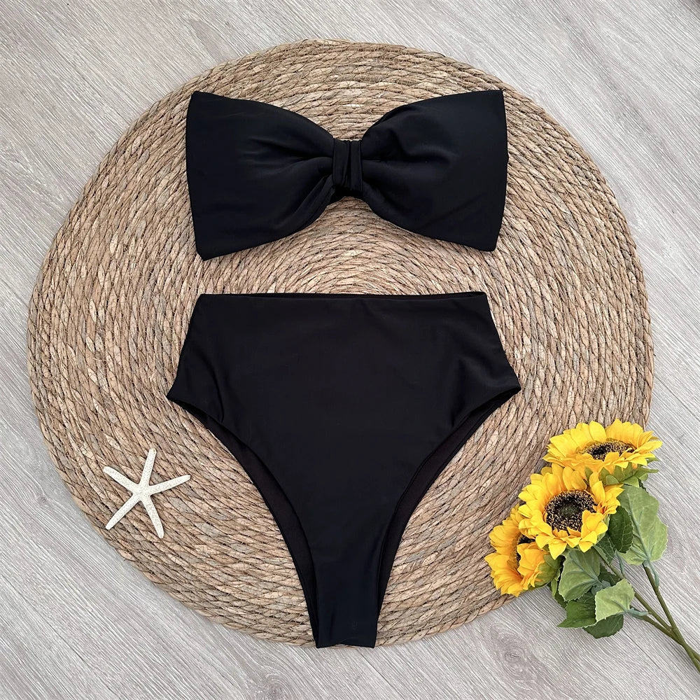 Komplet bikini z biustonoszem w kształcie kokardy - Pernille