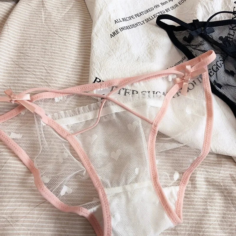 Majtki z siateczki w serduszka - Pernille