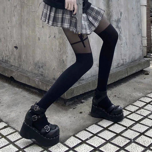 Rajstopy z motywem pistoletu - Pernille