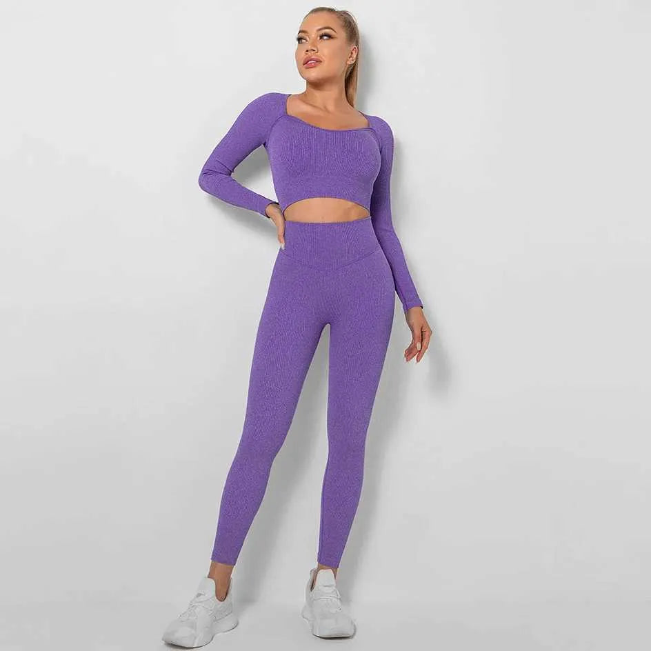 Sportowy komplet top i legginsy - Pernille
