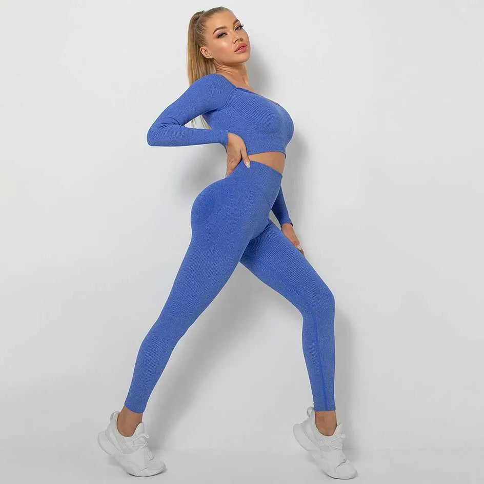 Sportowy komplet top i legginsy - Pernille