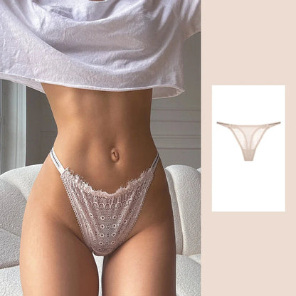 Koronkowe stringi z wysokim stanem - Pernille