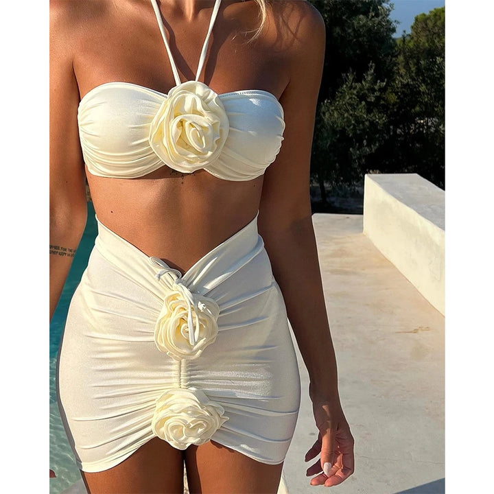 Białe bikini z kwiatem - Pernille